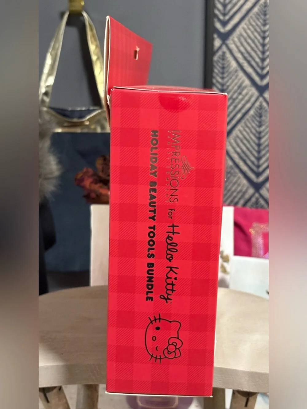 Hello Kitty® Holiday Beauty Tool Bundle LIMITED EDITION
